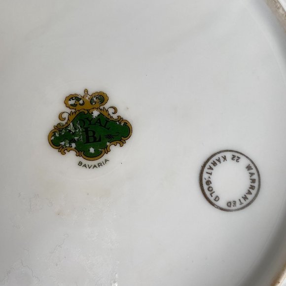 Vintage Royal LB Bavaria 22 Karat Gold Warranted Plate - Gold Embossed Rim - Picture 5 of 5